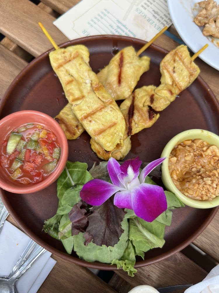 Chicken Satay (4 pieces)